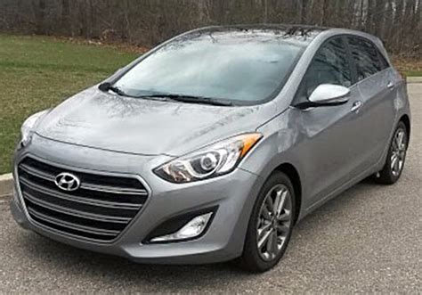 Hyundai Elantra GT Review