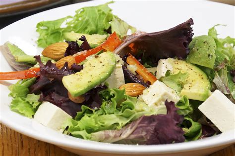 Avocado-Tofu Salad - Jazzy Vegetarian - Vegan and Delicious!