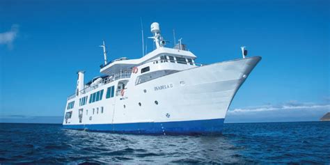 CRUISE SHIPS - Galapagos Luxury Charters