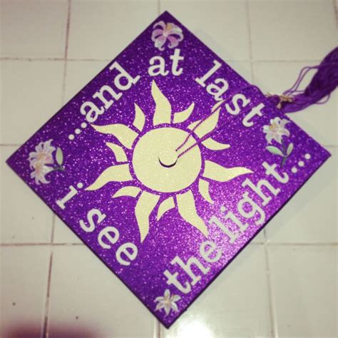 how to decorate your graduation cap | Disney graduation cap, Disney ...