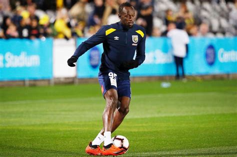 Usain Bolt makes debut as soccer player for Australian A-League - ABC News