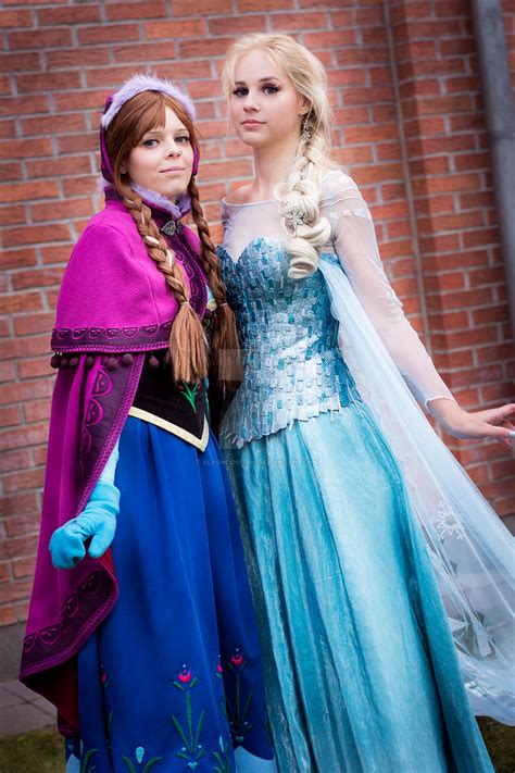 Frozen Sisters by elyoncosplay on DeviantArt