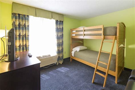 Holiday Inn Express Hotel & Suites | Southwestern Michigan Tourist Council