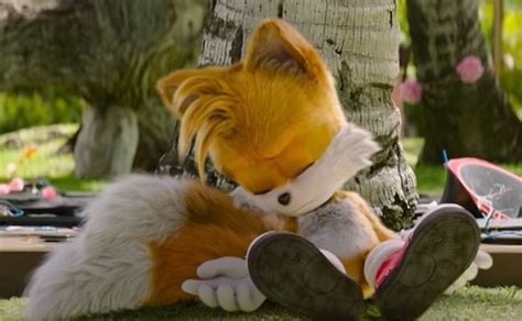 Tails unconscious (Sonic the Hedgehog 2 film) | ソニック, テイルス