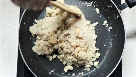 Rava laddu (with coconut and milk) | How to make easy Rava ladoo