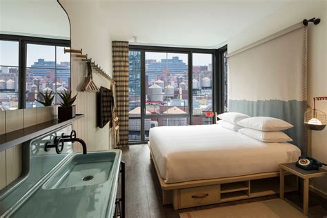 NYC Hotel in Midtown Manhattan | Moxy NYC Chelsea