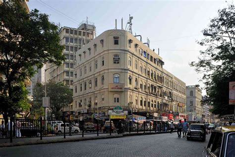 The 8 Top Things to Do in Mumbai's Colaba Neighbhorhood