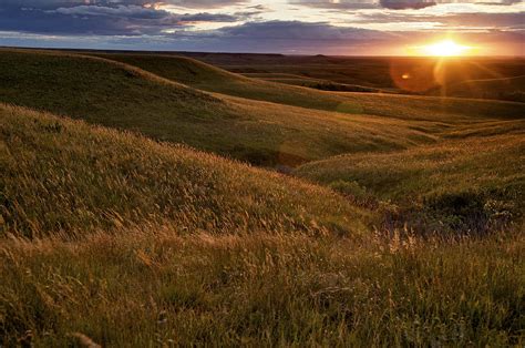 Sunset Over The Kansas Prairie by Jim Richardson