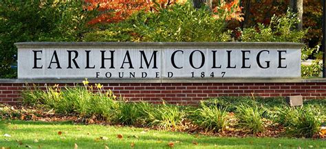 Earlham College | Overview | Plexuss.com