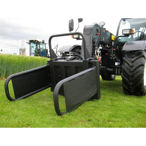 Agricultural Attachments | Telehandlers | Side Squeeze Bale Grab