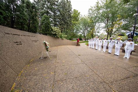 DVIDS - Images - Wreath Laying Ceremony [Image 2 of 13]