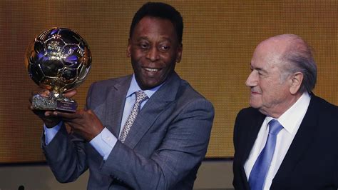 FIFA gives Pele special award at Ballon d'Or ceremony - Eurosport