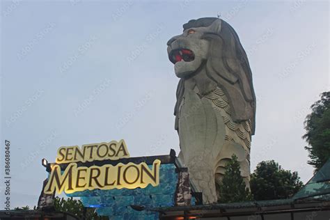 Sentosa Merlion attraction in Sentosa, Singapore Stock Photo | Adobe Stock