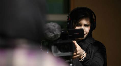 Female journalists in Afghanistan brave danger