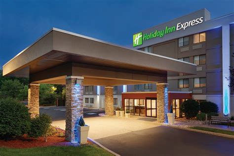 HOLIDAY INN EXPRESS HARTFORD SOUTH - ROCKY HILL, AN IHG HOTEL $117 ($̶1̶4̶5̶) - Updated 2023 ...