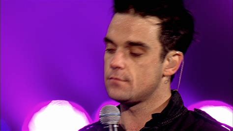 Robbie Williams: Live at Knebworth - Robbie Williams Image (3437054 ...