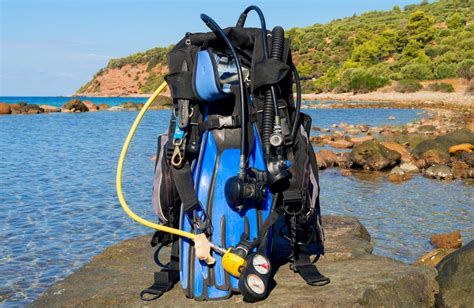 6 Best Scuba Diving Gear Packages - AquaViews