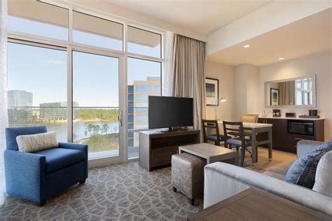 Embassy Suites The Woodlands at Hughes Landing