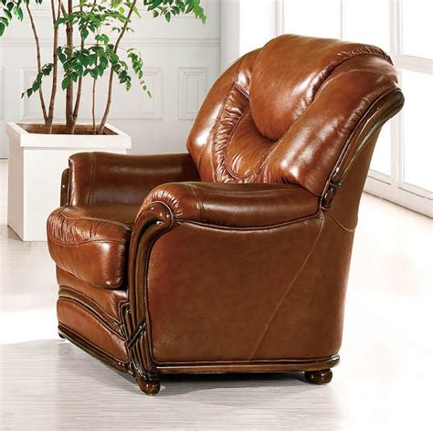 Brown Classic Italian Leather Living Room Chair Shop modern Italian and luxury furniture, Prime ...