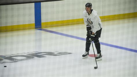 Watch Highlights From Bruins' Latest On-Ice Workout Featuring Zdeno Chara - NESN.com