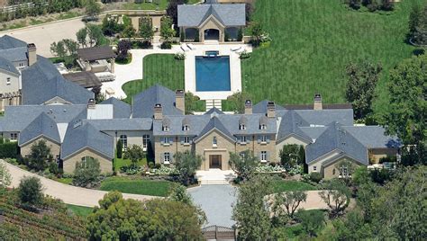 Kim Kardashian And Kanye West Move Into $20 Million Mansion In Hidden ...