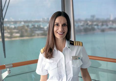 Interview with Captain Kate McCue – Travel with Style