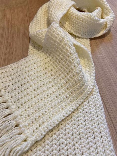 Champagne Scarf – easy crochet scarf - The Crochet Swirl