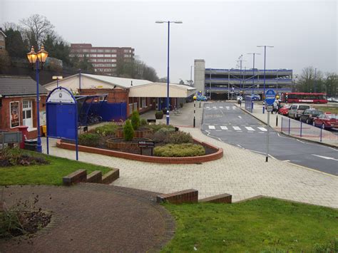 Car caught fire at High Wycombe Railway Station, Amersham Hill, High Wycombe : Wycombe Today News