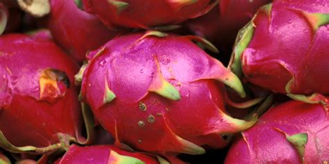 Dragon Fruit Health Benefits Are Only Surpassed By Their Beauty | HuffPost