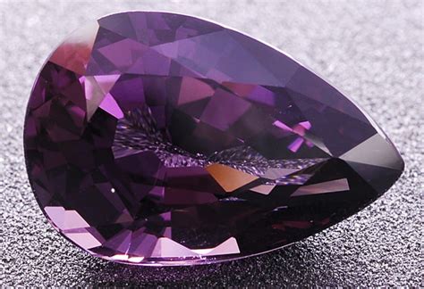 12 Most Expensive Gemstones In The World | Crystals, Rare gemstones ...