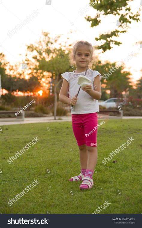 Portrait Adorable Little Girl Smiles Outdoor Stock Photo 1163654329 ...