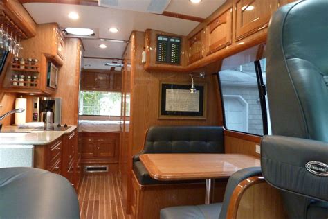 Resultado de imagen para gmc motorhome interior | Motorhome interior, Rv interior design, Rv ...