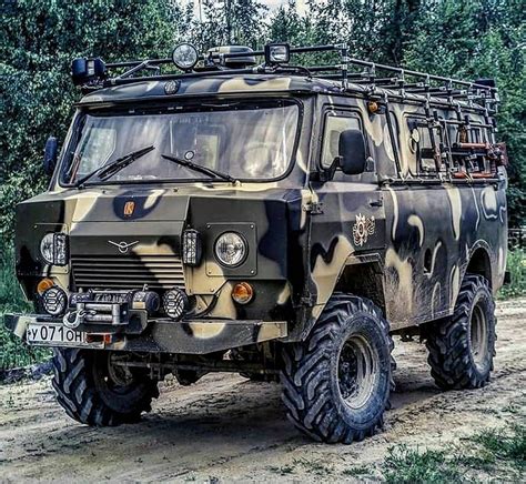 @trekkrlife on Instagram: “Love this • @4x4offroadlife This is probably the coolest UAZ-452 that ...