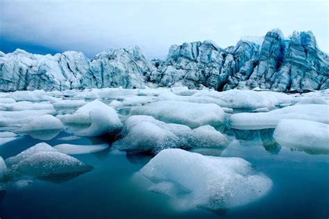Greenland Ice Sheet Melting At Fastest Rate in 350 Years - Yale E360