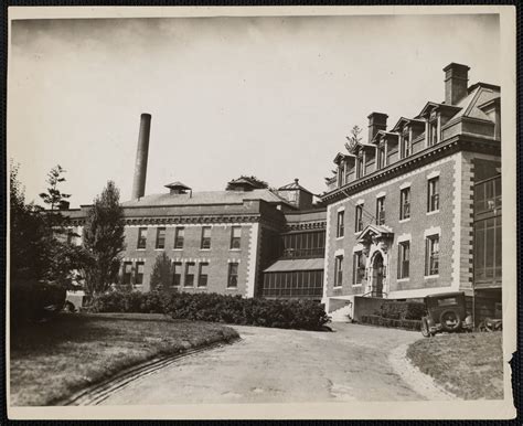 Faulkner Hospital buildings and grounds - Digital Commonwealth