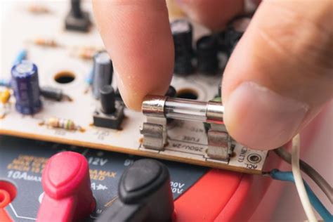 Learn How to Test a Fuse with a Multimeter in 5 Steps - techtown