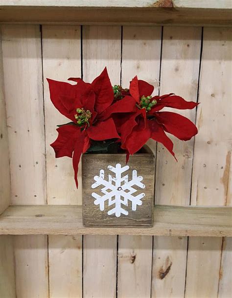Rustic Wood Snowflake Centerpiece Box Wood Mason Jar Box | Etsy | Wood snowflake, Snowflake ...
