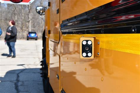 Schools, law enforcement now using cameras to curb school bus stop arm ...