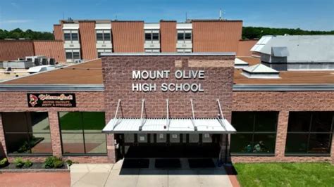 Updated: Mount Olive High School on Lockdown After Armed Students Threaten Violence, Suspects ...