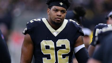 Why Saints DE Marcus Davenport had part of his finger amputated ...