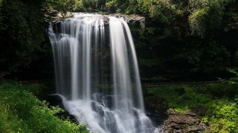 14 Waterfalls Near Franklin, NC – Breathtaking Beauty