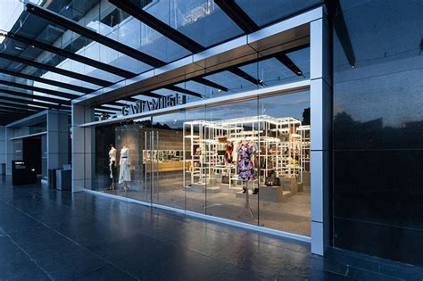 10 Stunning Storefronts Rethinking the Retail Experience - Interior Design