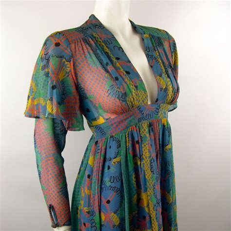 Ossie Clark 1970s Celia Birtwell Printed Dress | Ossie clark, Vintage fashion, Vintage outfits