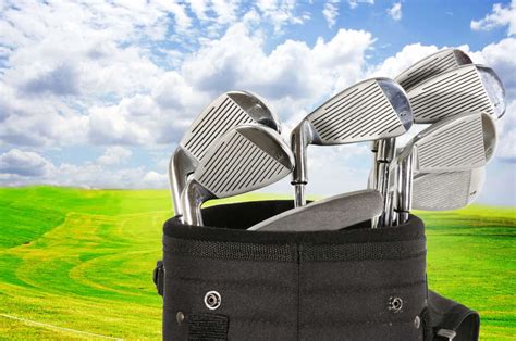 How Much A Golf Bag Weighs (With 10 Bag Examples)