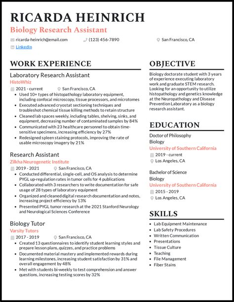 7 Grad School Resume Examples [& Templates]