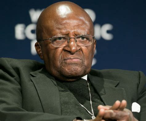 Desmond Tutu Biography – Radio Free South Africa