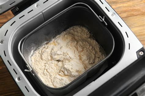 Best Flour for Bread Machines (All Settings and Cycles) - Foods Guy