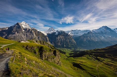 Hiking Switzerland: Bachalpsee Lake - Travel Caffeine