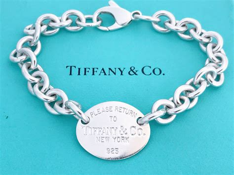 Tiffany & Co Silver Oval Tag Bracelet, Vintage Return to Tiffany and Co. Oval Tag Bracelet ...