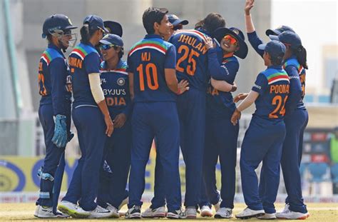 World Cup 2022: SWOT Analysis of India Women's Team - Female Cricket